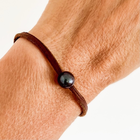 Boho Brown Suede Bracelet - Picture 1 of 5